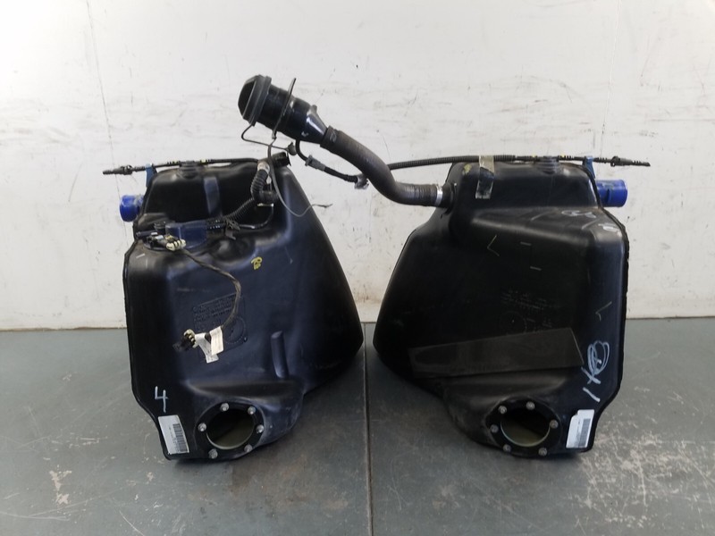 2002 Chevy Corvette C5 Z06 Fuel Tanks / Filler Neck #3613 S8
