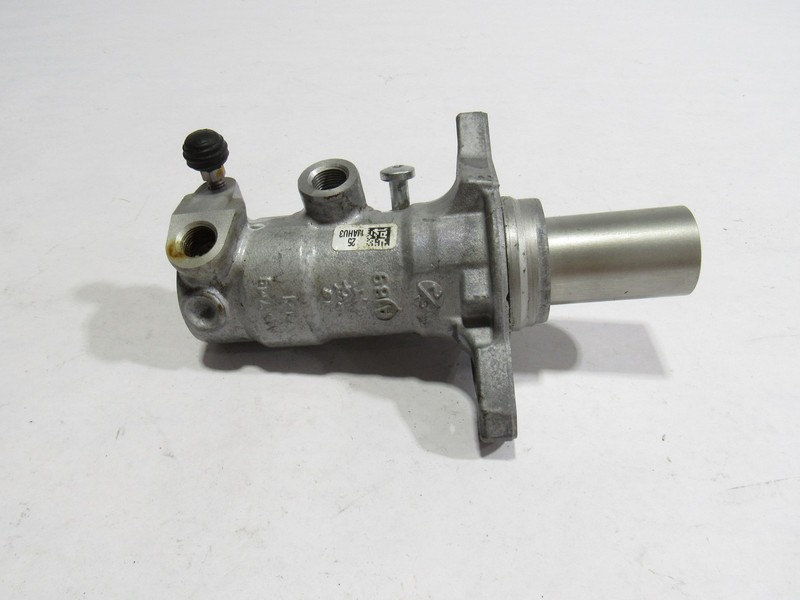 18-21 Aston Martin Vantage 2020 Power Brake Booster Master Cylinder ;:Y