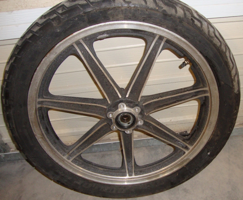 1981 Yamaha XS1100 XS 1100 XS11 Front Wheel Rim Tire 100/90-19 19" 100-90