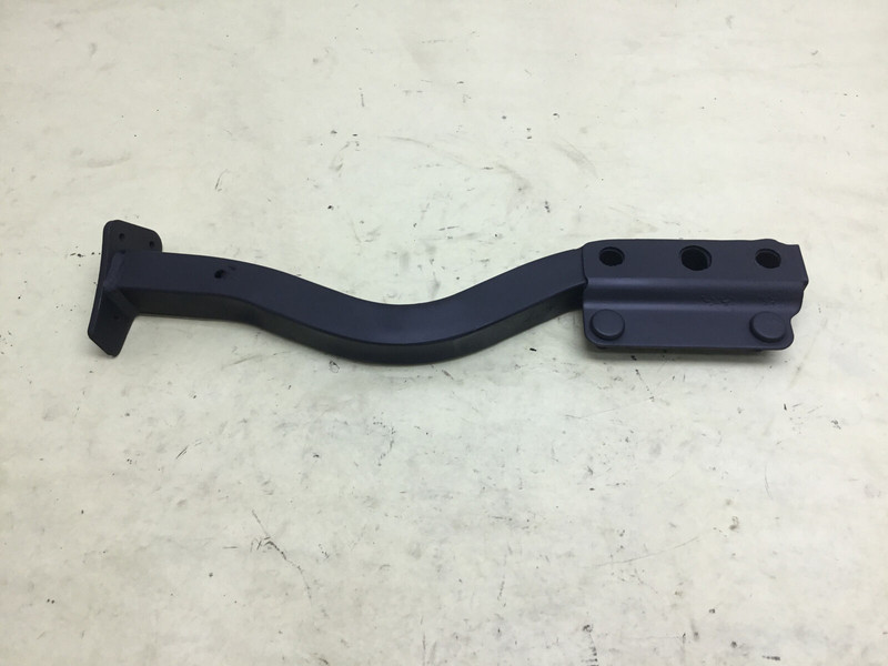13-18 Bentley Flying Spur W12 Front Right Passenger Radiator Support Bracket |:Y