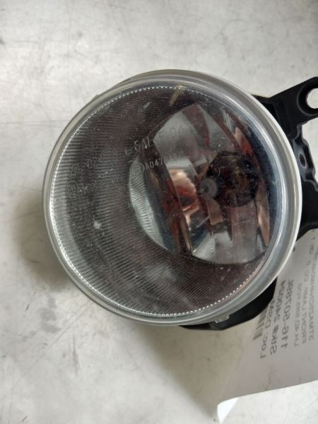 17-21 TOYOTA TACOMA SR5 DRIVER SIDE FOG LIGHT