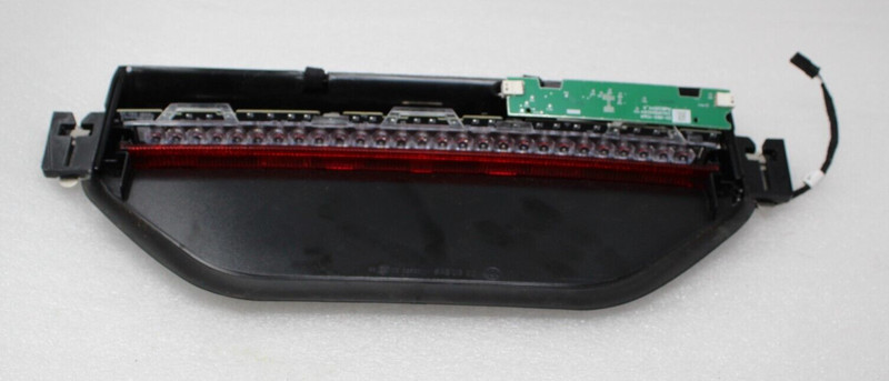2020-24 Tesla Model Y Rear Tailgate LED Third Brake Light Lamp Mount 1495819-00-