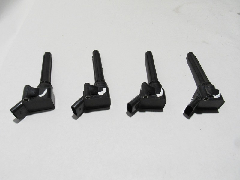 Volkswagen Jetta GLI 2022 2.0L FWD Engine Ignition Coil Coils Set 4 PCS 18-25 *