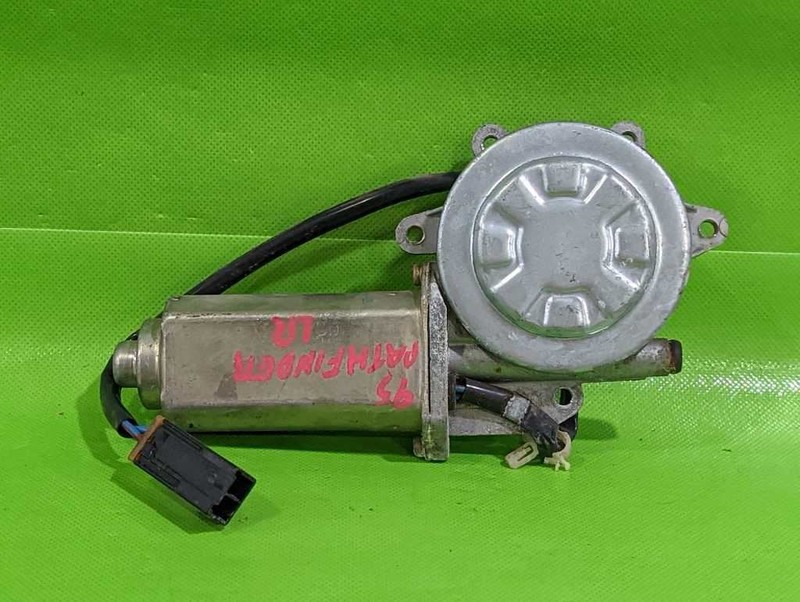 90-95 PATHFINDER THRU 2/95 DRIVER LEFT REAR WINDOW MOTOR OEM 4530-40
