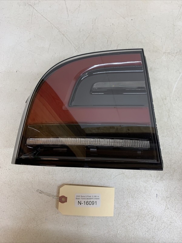 ⚡️2021-2024 TESLA MODEL X LEFT TAIL LAMP ASSEMBLY 1565496-00-C 16091 B157