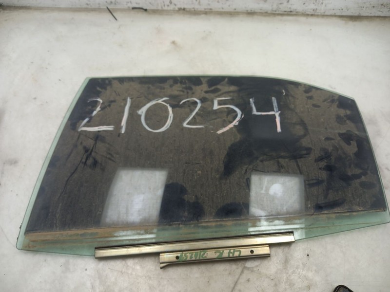 12 13 14 TOYOTA CAMRY REAR DRIVER LEFT DOOR GLASS R134A