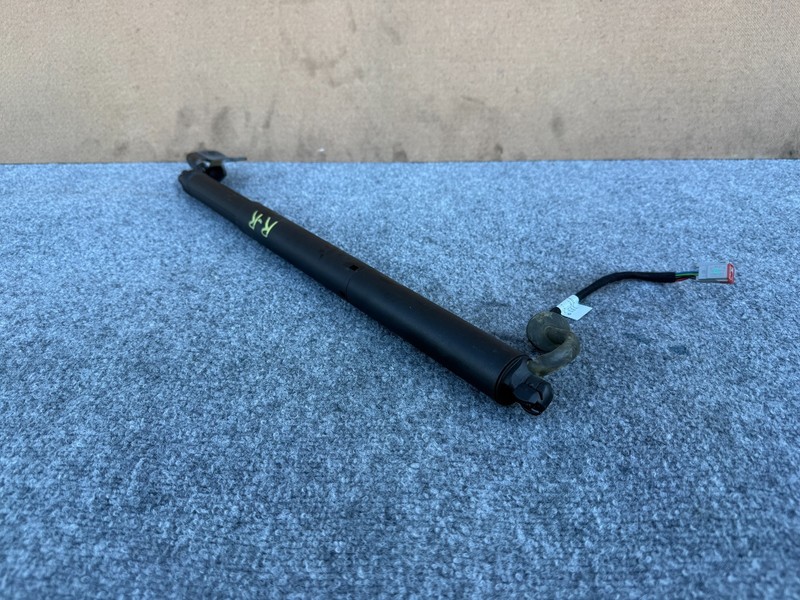 RIVIAN R1S 22-26 OEM RIGHT PASSENGER TRUNK LIFTGATE ELECTRIC SHOCK STRUT ASSY