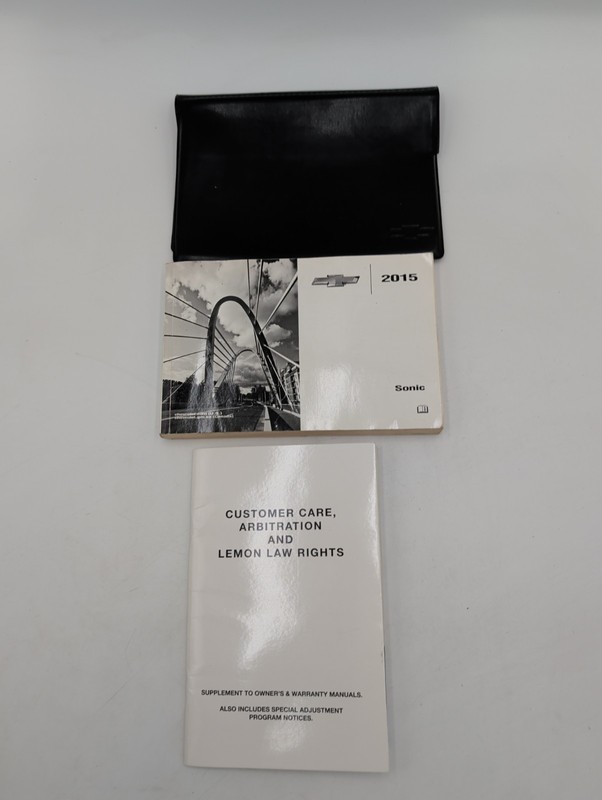 2015 Chevrolet Sonic Owner's Manual With Case