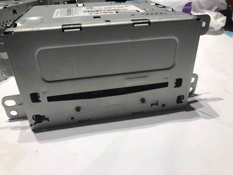 2013 Chevrolet Malibu AM FM Satellite Ready Radio CD Player - 22923802 - U2K UYE