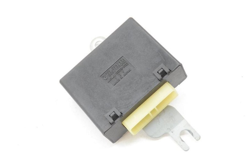 1992-1997 Subaru SVX L Wiper Control Module 86571PA000