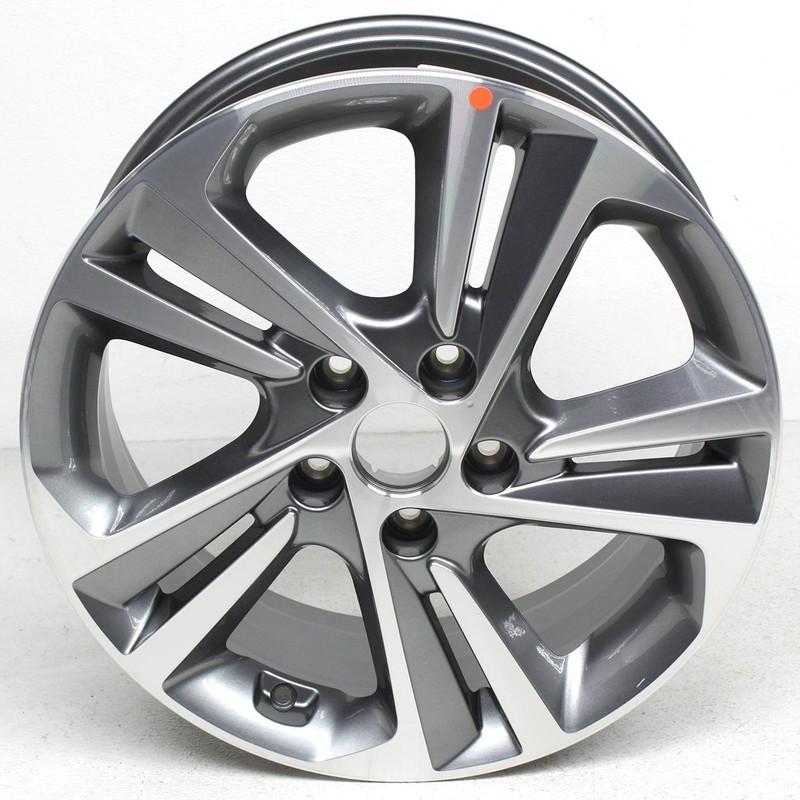 OEM 17 Inch Wheel For Hyundai Elantra Sedan 52910-F2300 Scratches Marks