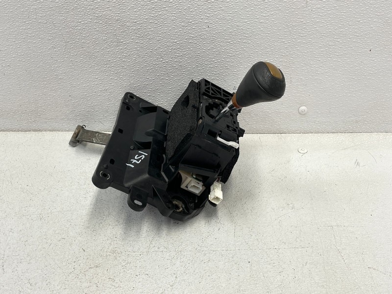 2010 2011 2012 Lexus LS460 Automatic Transmission Gear Shifter Selector 1571 OEM