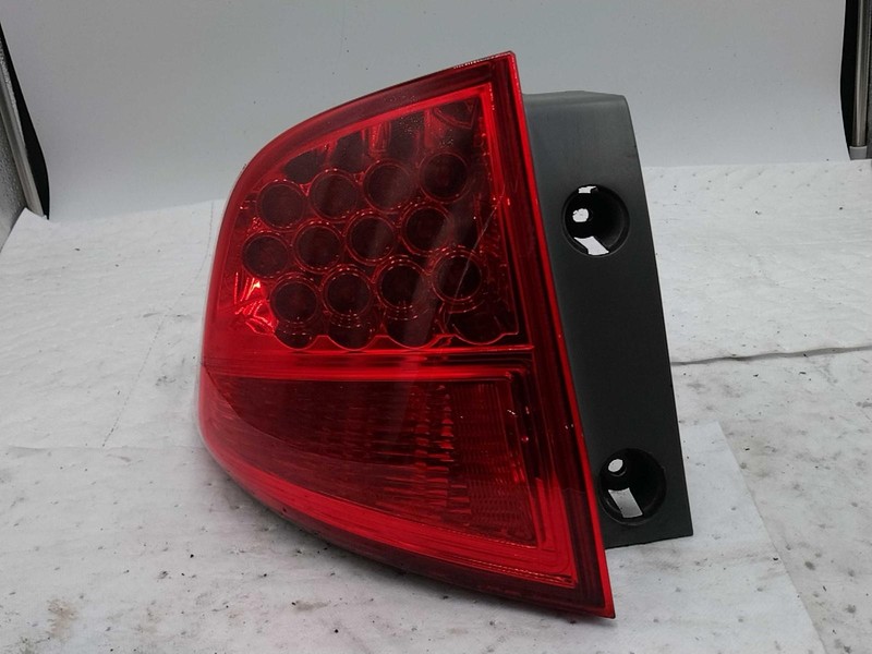 2009 Acura MDX Left Tail Light Assembly Black 100556 - Used, 132K Miles