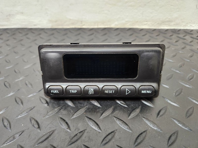 2002 Cadillac Escalade Fuel Trip Info Display Screen OEM 15082595