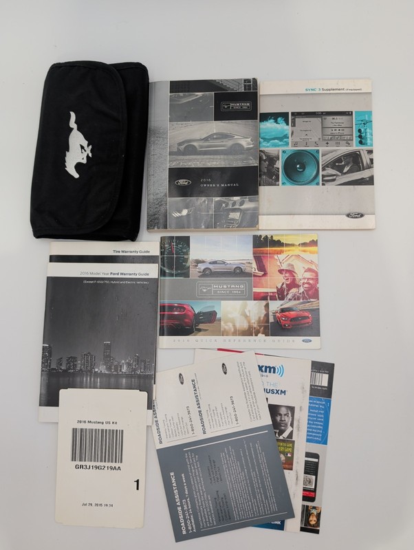 2016 Ford Mustang Owners Manual Quick Referece Guide With Case