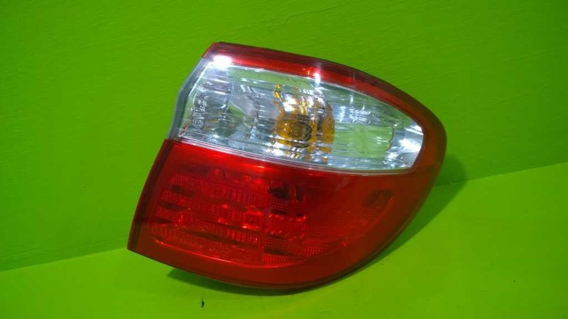 00 01 INFINITI I30 PASSENGER RIGHT QUARTER TAILLIGHT LAMP OEM 2663-17