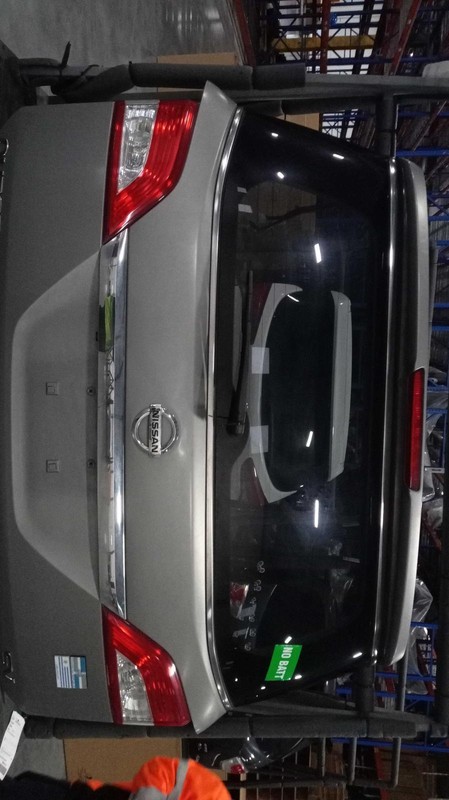 Used Deck Lid fits: 2012 Nissan Quest manual lift w/rear view monitor SV Grade A