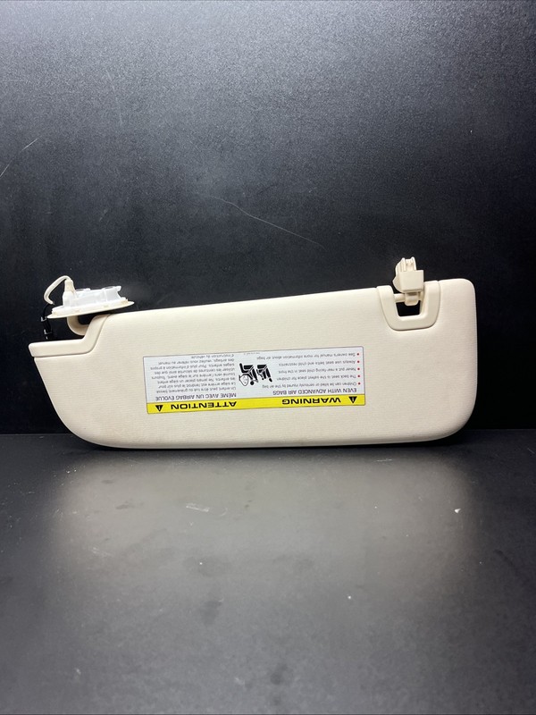 2010-2014 PORSCHE PANAMERA 970 - RIGHT PASSENGER SUN Visor / Mirror 97073103112