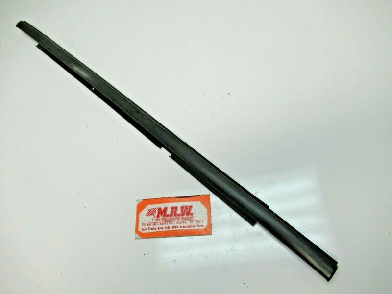 DOOR MOLDING LEFT REAR DOOR GLASS SEAL STRIP TRIM OUTER LH LR fits 07-17 COMPASS