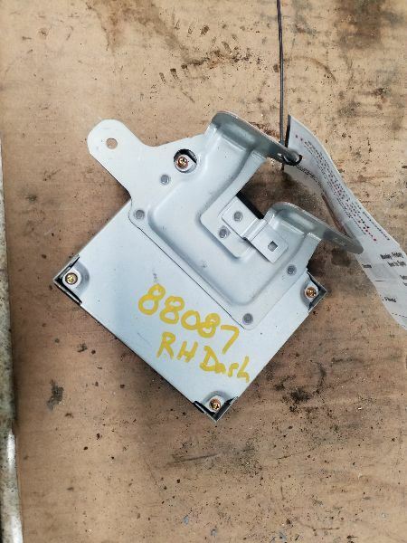 Chassis ECM Transmission 5 Speed From 8/04 Fits 05 MAXIMA 209679
