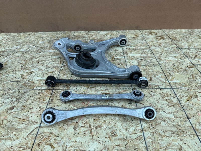 GENESIS GV80 2021-2025 OEM REAR RIGHT SIDE SUSPENSION CONTROL ARM SET OF 4