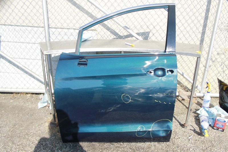 2017-2023 CHRYSLER PACIFICA LEFT DRIVER SIDE FRONT DOOR SHELL NICE OEM