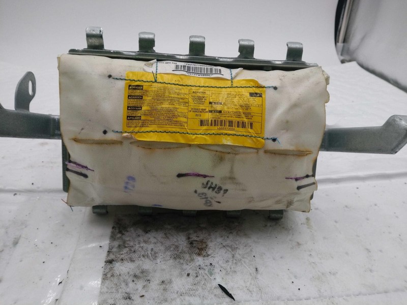 2014 Toyota Tundra Right Instrument Panel Air Bag Black 526290 179k Mileage