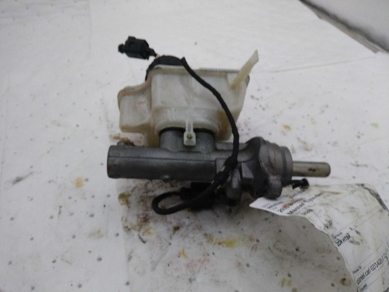 2015 Volkswagen Beetle Brake Master Cylinder OEM Silver 1K1614019AF 93K Miles
