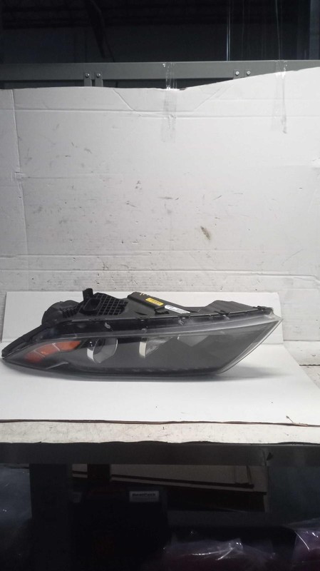 2015 KIA OPTIMA Left Headlight Assembly White Aftermarket 174137 104K Miles