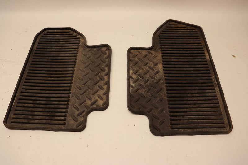 2014-2018 CHEVY SILVERADO 1500 ALL WEATHER REAR FLOOR MAT RUBBER SET OF 2 OEM
