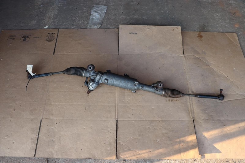 2006-2009 LEXUS RX400 HYBRID POWER STEERING GEAR RACK AND PINION OEM