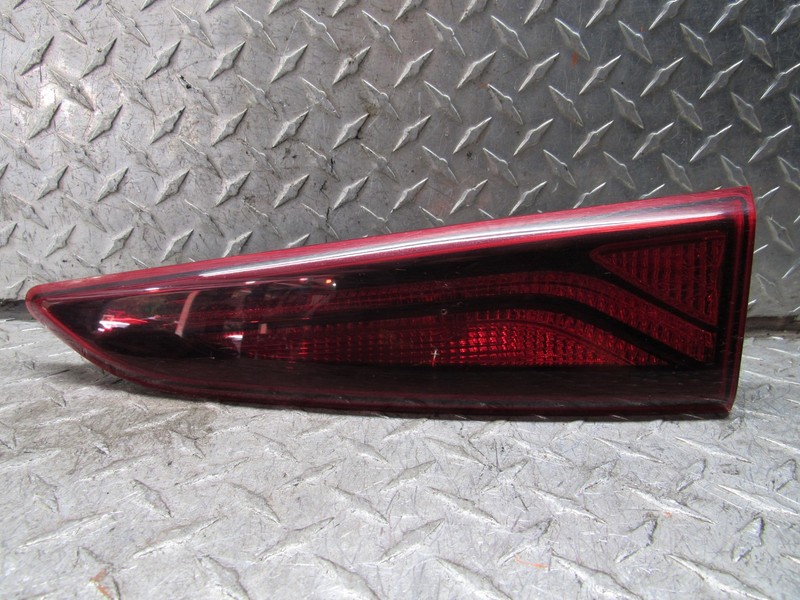 2018-2021 HYUNDAI KONA RIGHT PASSENGER REAR TAIL LIGHT LAMP LIFTGATE MOUNTED