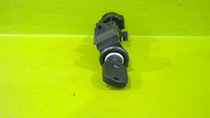 13 14 15 16 ESCAPE IGNITION SWITCH CYLINDER HOUSING W/KEY OEM 3592-8