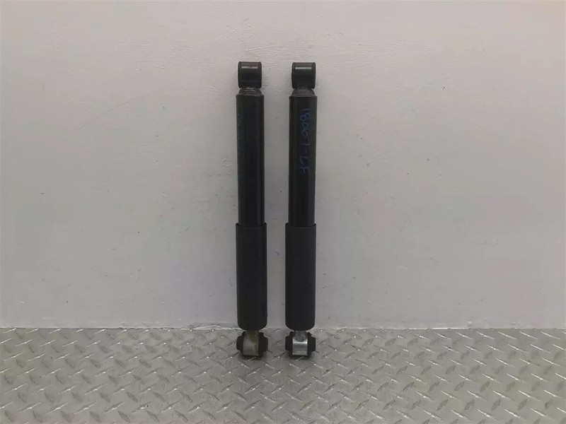 2007-2009 CHRYSLER ASPEN FRONT SHOCK ABSORBERS PAIR OEM 68000152AB