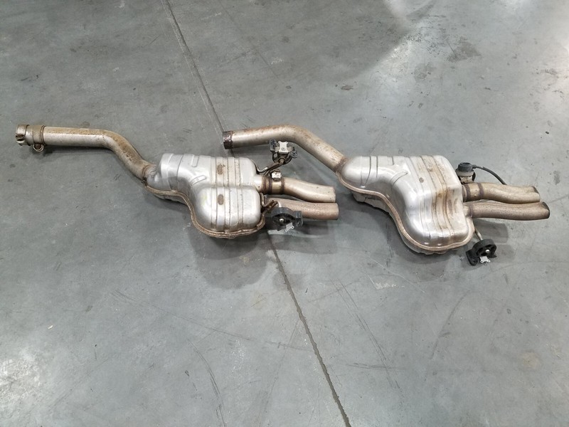 2006 Bentley Continental Flying Spur Exhaust Muffler Set #2209 Y4