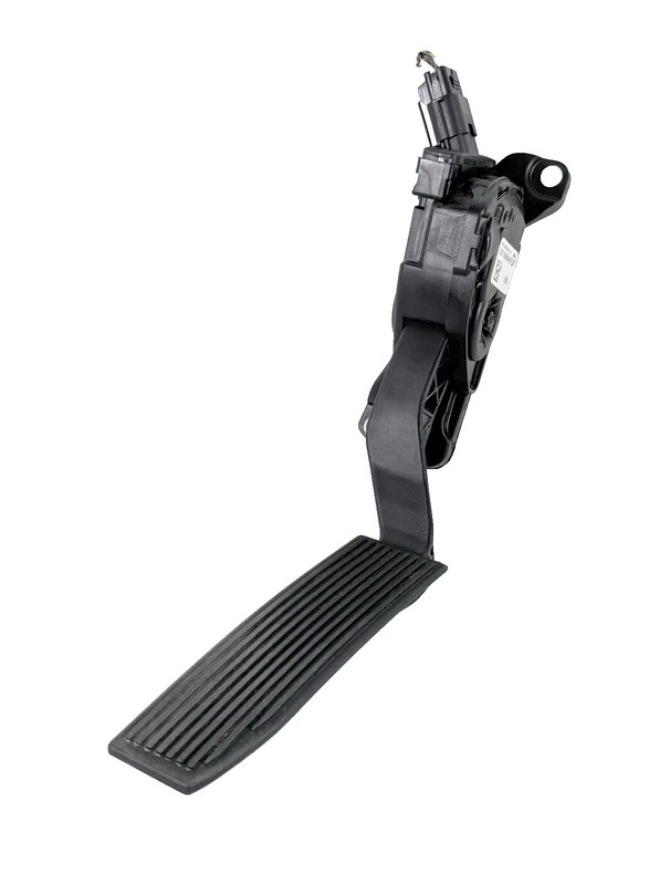 2007–2010 Jeep Grand Cherokee Commander Gas Accelerator Throttle Pedal OEM