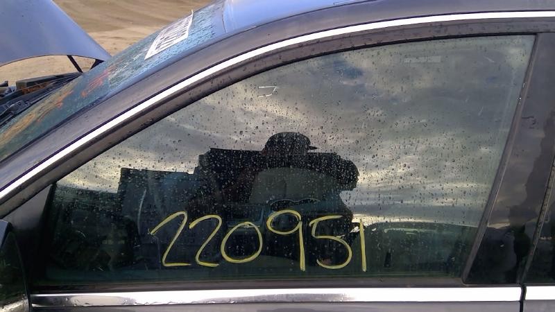 Front Door Glass/window MERCEDES C350 Left 08 09 10 11