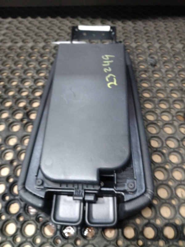2017 Nissan Altima Center Console Lid Black OEM Used 102K Miles NJ25-23249
