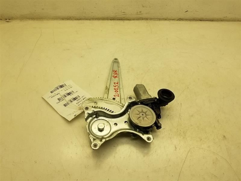 2019 TOYOTA CAMRY LE PASSENGER SIDE REAR DOOR WINDOW REGULATOR