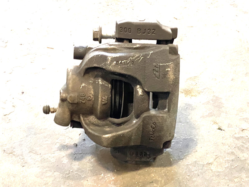 2012-2014 RANGE ROVER EVOQUE FRONT RIGHT BRAKE CALIPER OEM #A0.27
