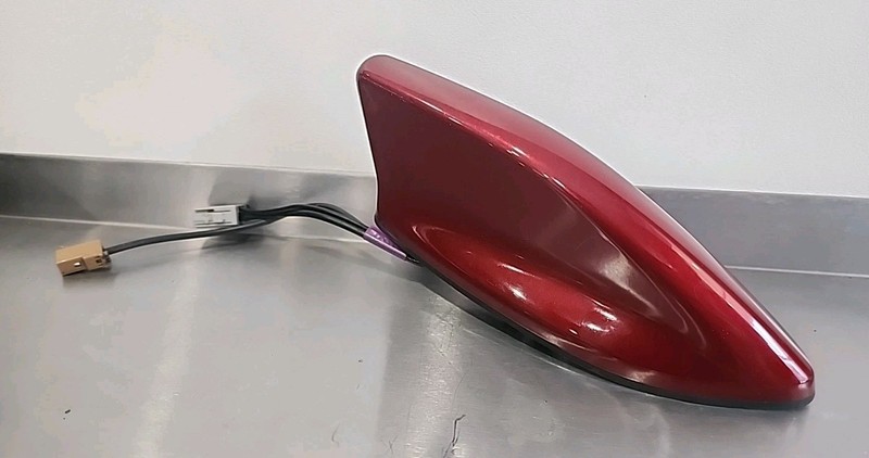 2021-2023 NISSAN KICKS Roof Mounted Shark Fin Antenna Red 282085R00A OEM