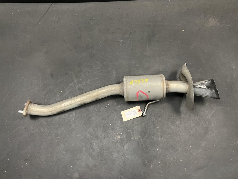 Left Exhaust Tail Pipe 2018 Acura MDX 18340-TZ5-A01 2017 2019 2020 X