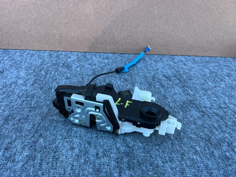 GENESIS GV70 2022-2026 OEM FRONT LEFT DRIVER DOOR LATCH ACTUATOR LOCK ASSY