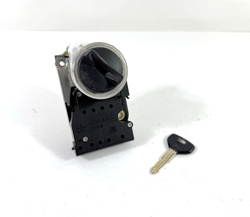 1994-1997 Dakota Ram 1500 Ignition Lock Cylinder w/ Switch & Key OEM 4326622