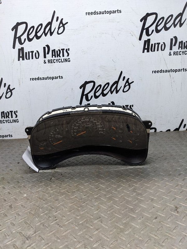 Speedometer Cluster US ID 15224142 Fits 05 AVALANCHE 2500 1165760