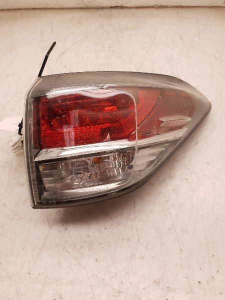 13-15 LEXUS RX350 PASSENGER SIDE REAR QUARTER MOUNTED TAIL LIGHT
