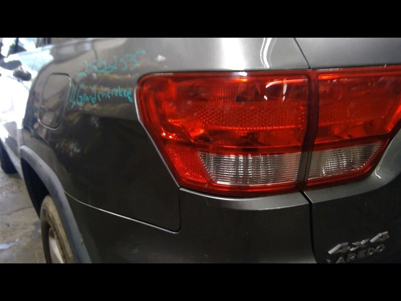 Driver Tail Light Quarter Panel Mounted Fits 11-13 GRAND CHEROKEE 1621893