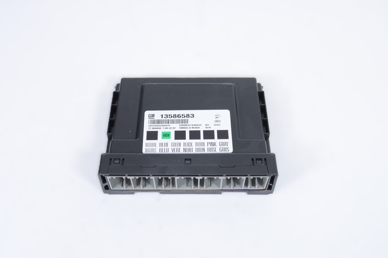 2013 Chevrolet Camaro BCM Body Control Module OEM