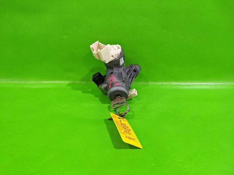 05-11 TACOMA IGNITION SWITCH CYLINDER HOUSING W/KEY OEM 4323-7