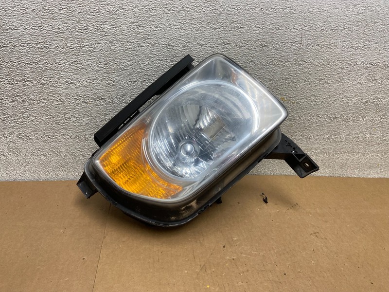 2003 to 2006 Honda Element Right Passenger Rh Side Headlight Oem Z6702 DW